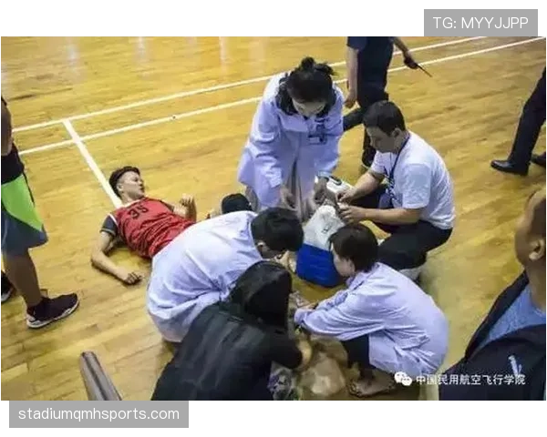 详解篮球视频回放判罚规则的启动条件与执行标准 详解篮球视频回放判罚规则的启动条件与执行标准